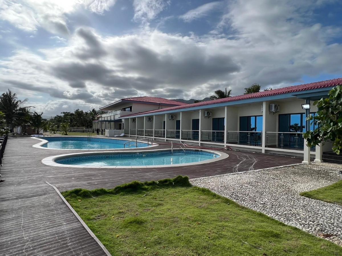 W Golf Resort Oslob Exterior foto
