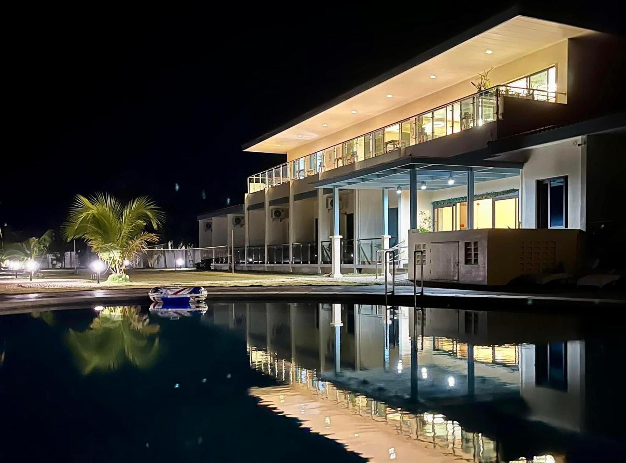 W Golf Resort Oslob Exterior foto